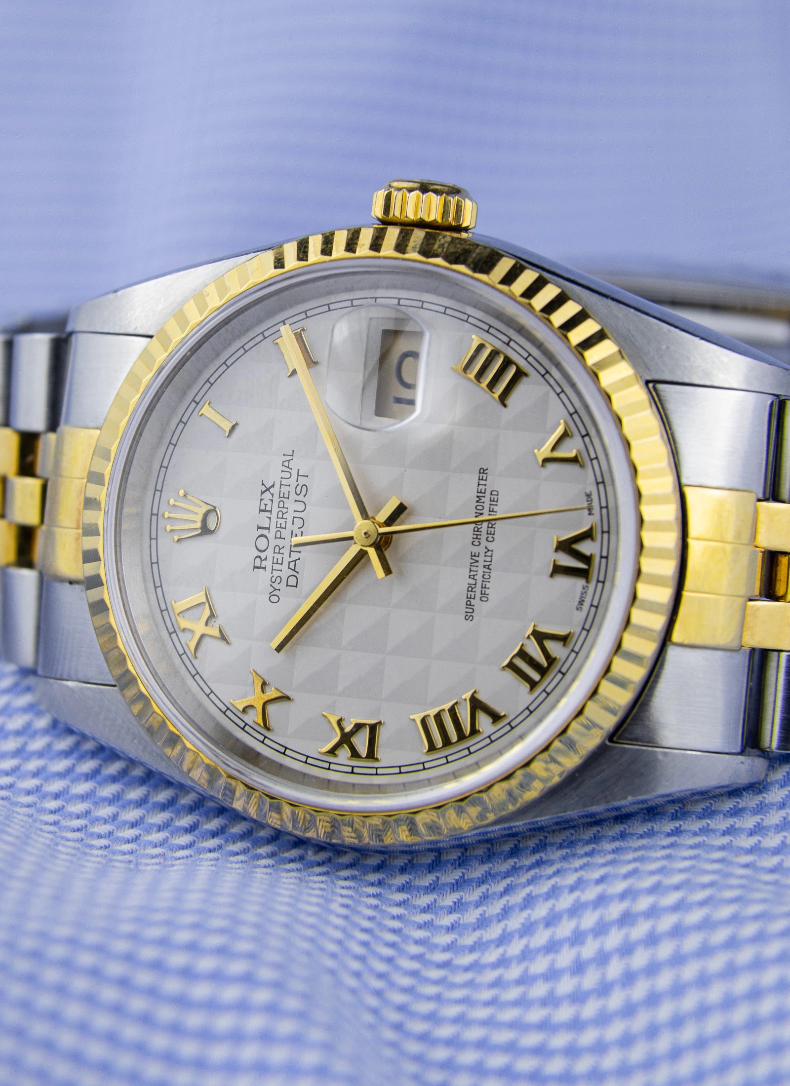 1999 Rolex Datejust 16233 Pyramid Dial Papers