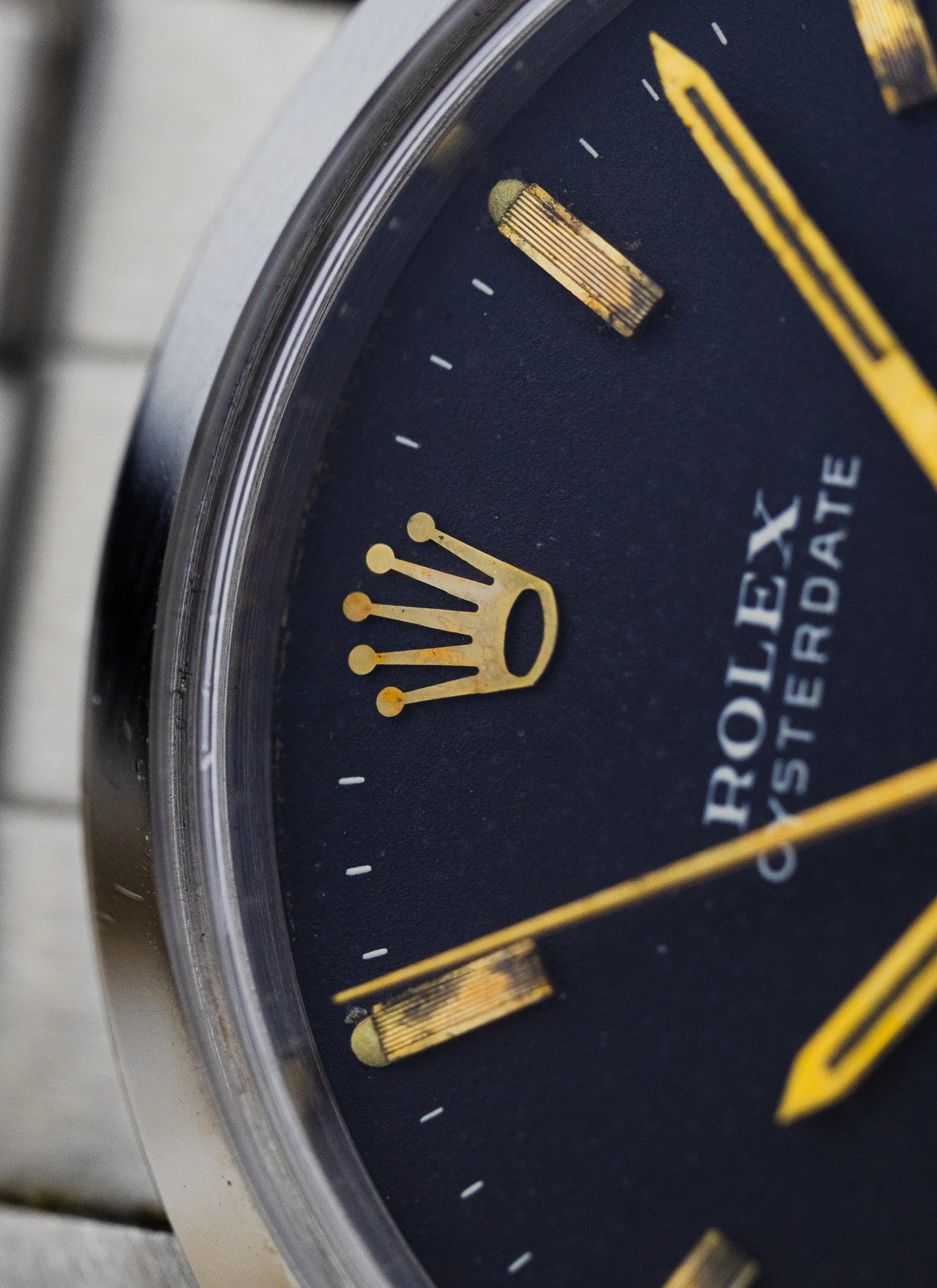Rolex Oysterdate 6694 Black Dial
