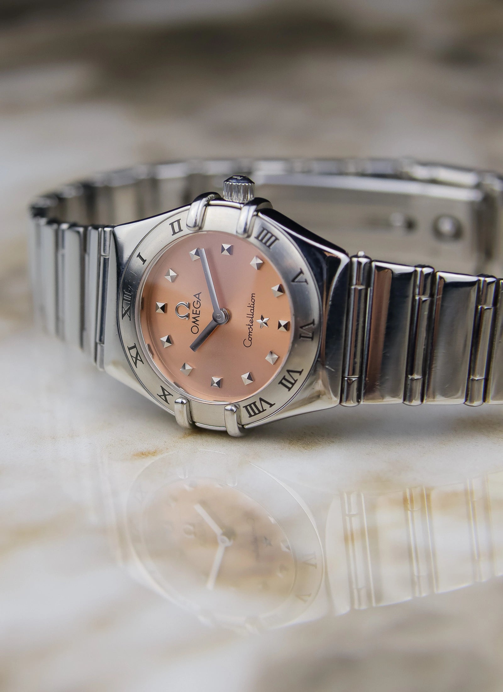 1998 Omega Constellation Manhattan 1561.61 My Choice by Cindy Crawford Salmon Dial