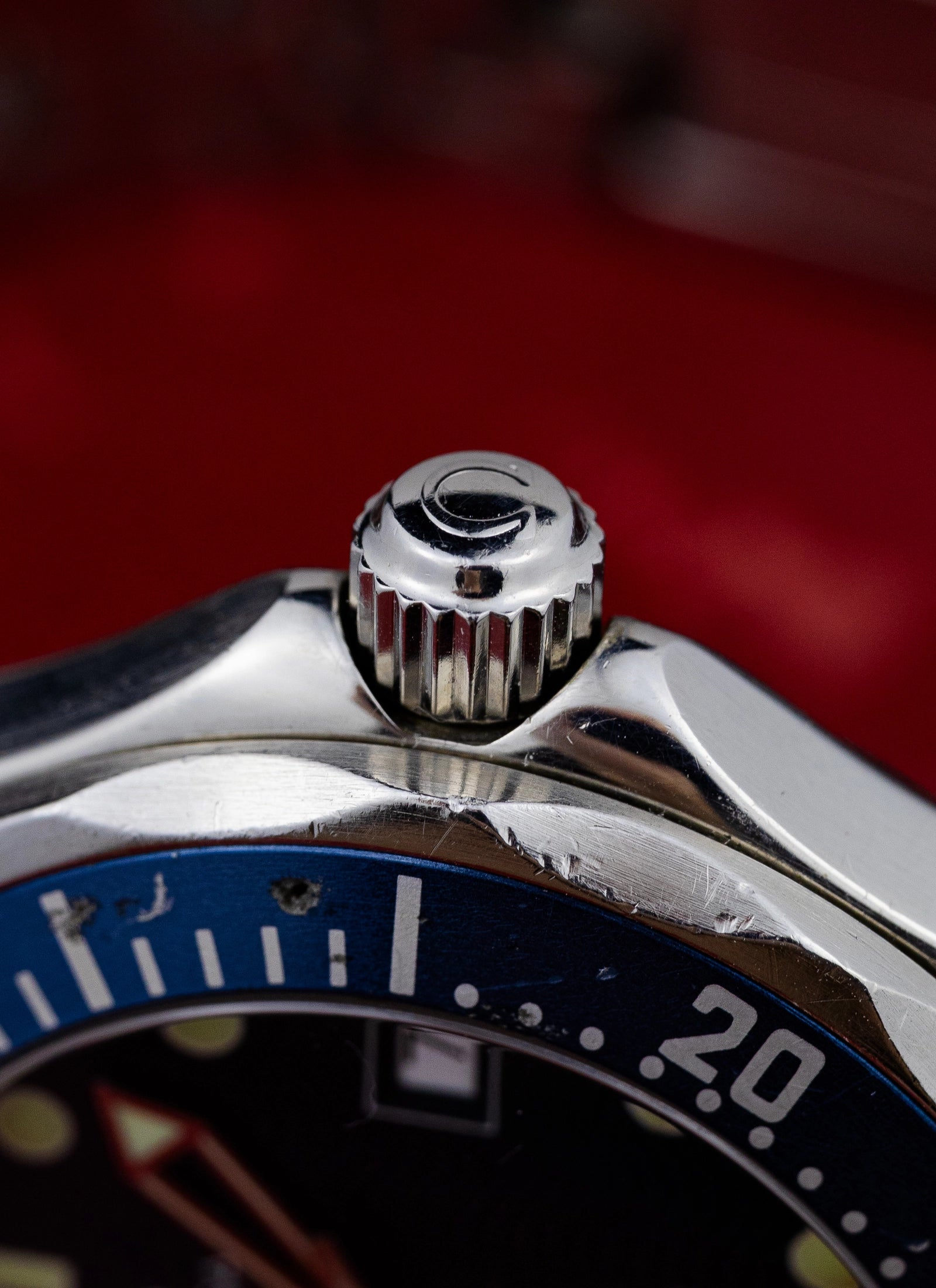1998 Omega Seamaster 300M Ref. 2561.80.00 Bond Mid-Size