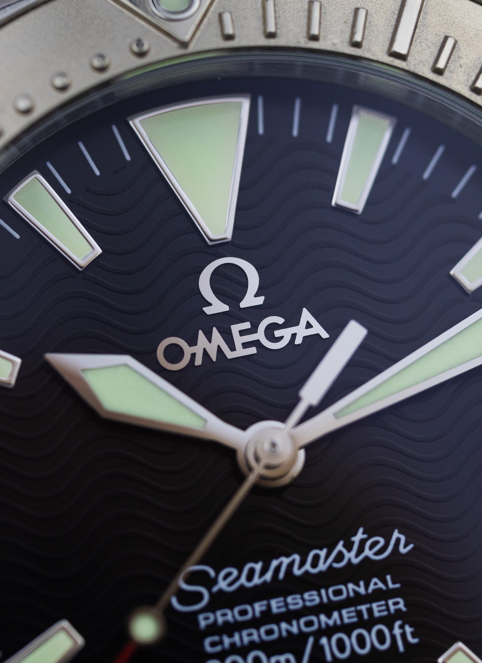 2006 Omega Seamaster 300m Midsize 18K/SS 2236.50