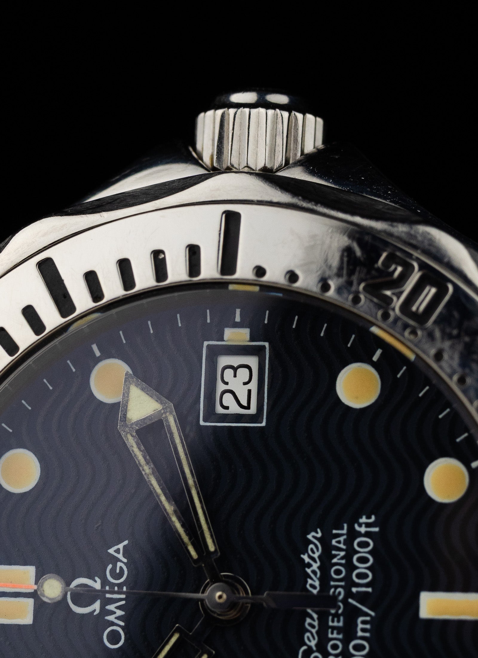 1993 Omega Seamaster Professional 300m Mid Size 2562.80 Box