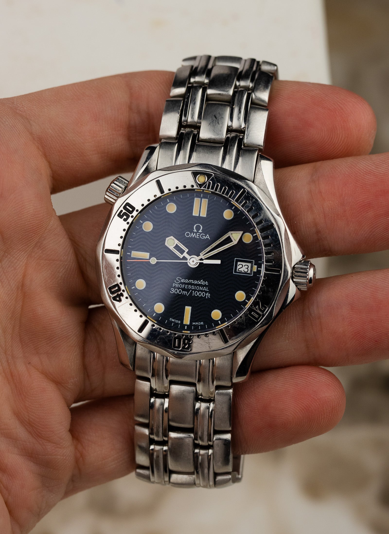 1993 Omega Seamaster Professional 300m Mid Size 2562.80 Box