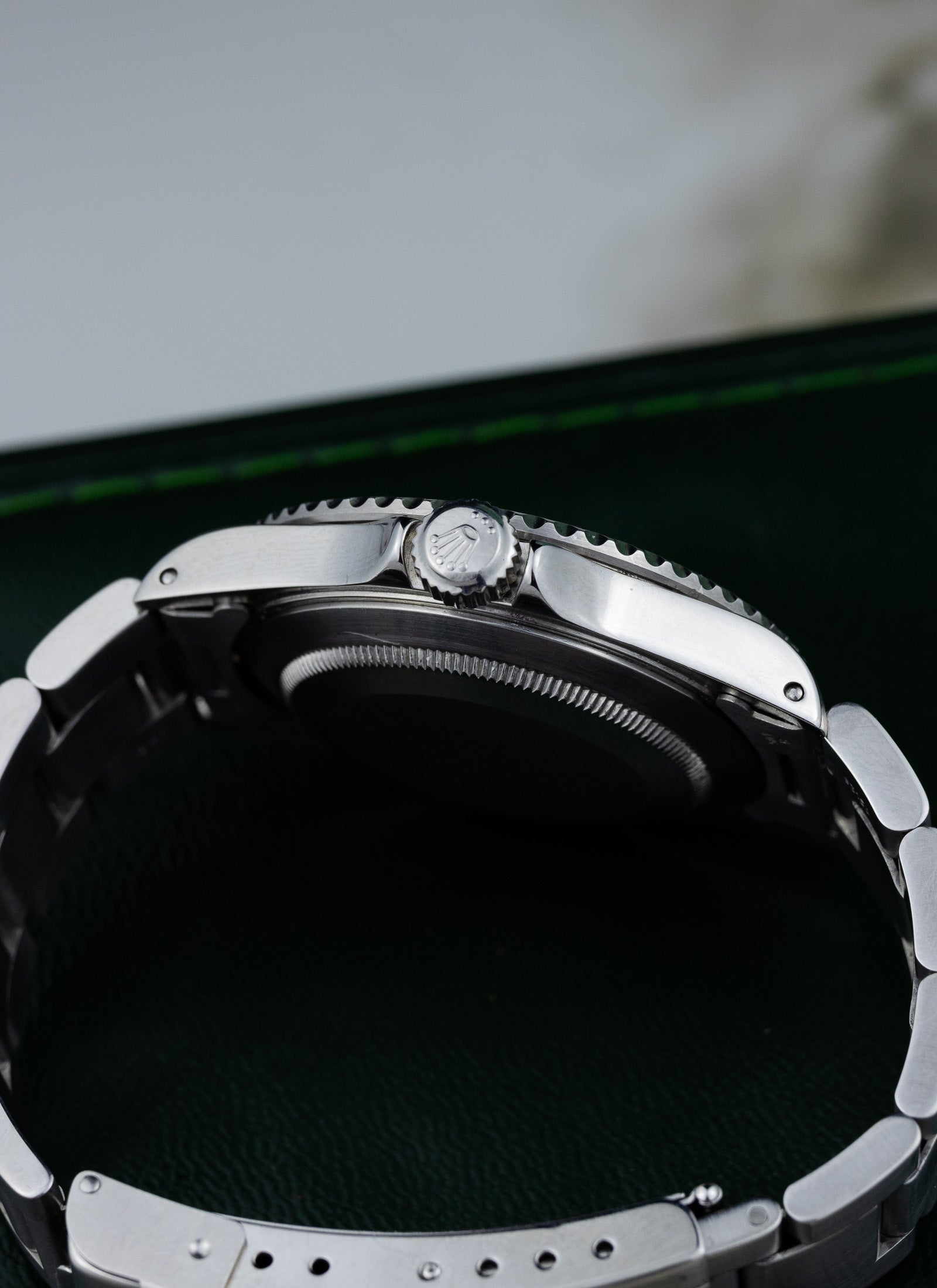 2005/2006 Rolex Submariner No Date 14060M Box