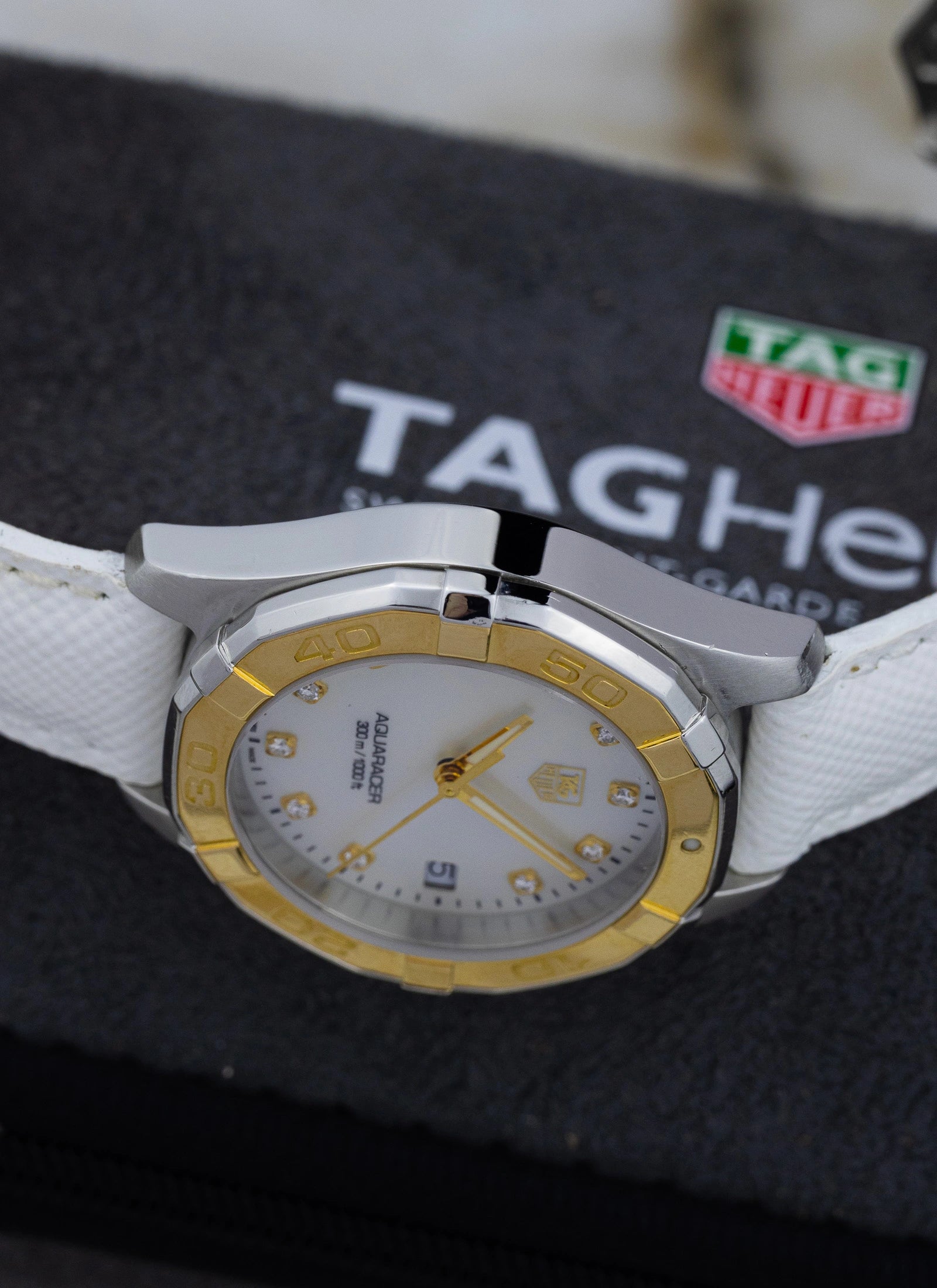 2000s Lady Tag Heuer Aquaracer MOP Diamonds Dial WAY1351 Travel Box