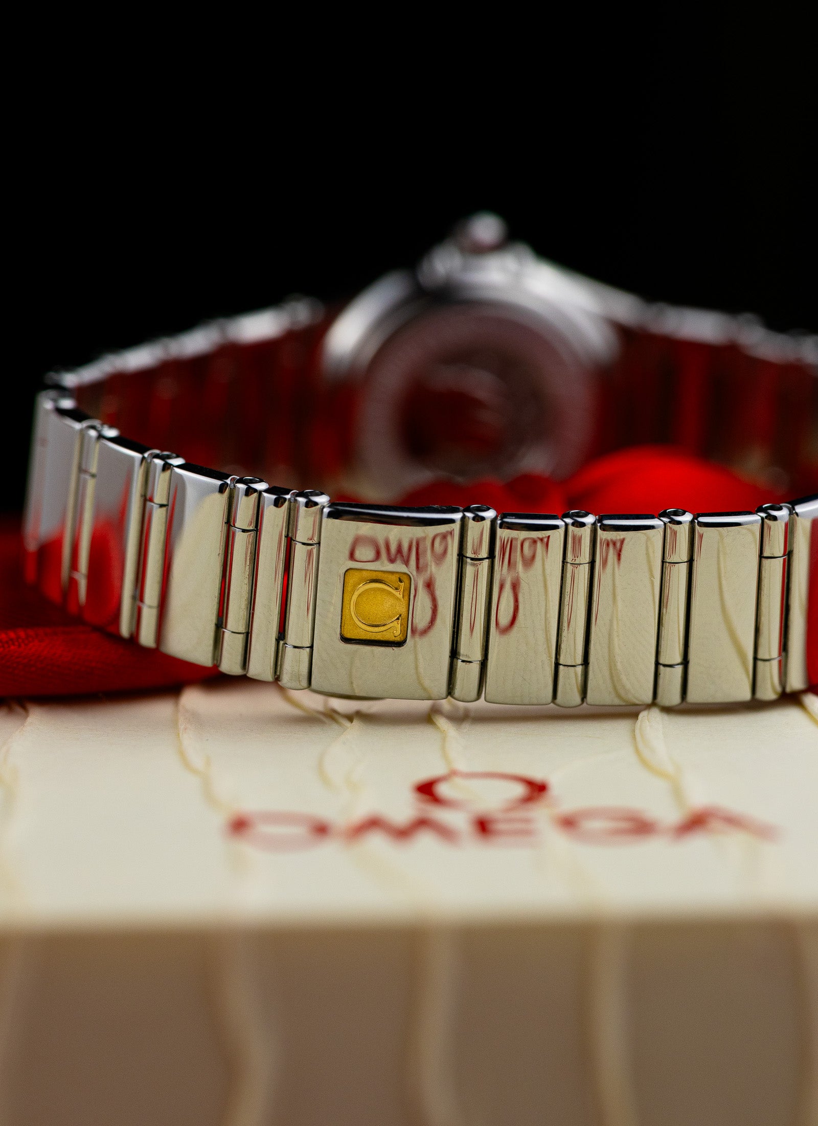 1998 Lady Omega Constellation My Choice Tahitian MOP Diamonds 1457.78.00 Box