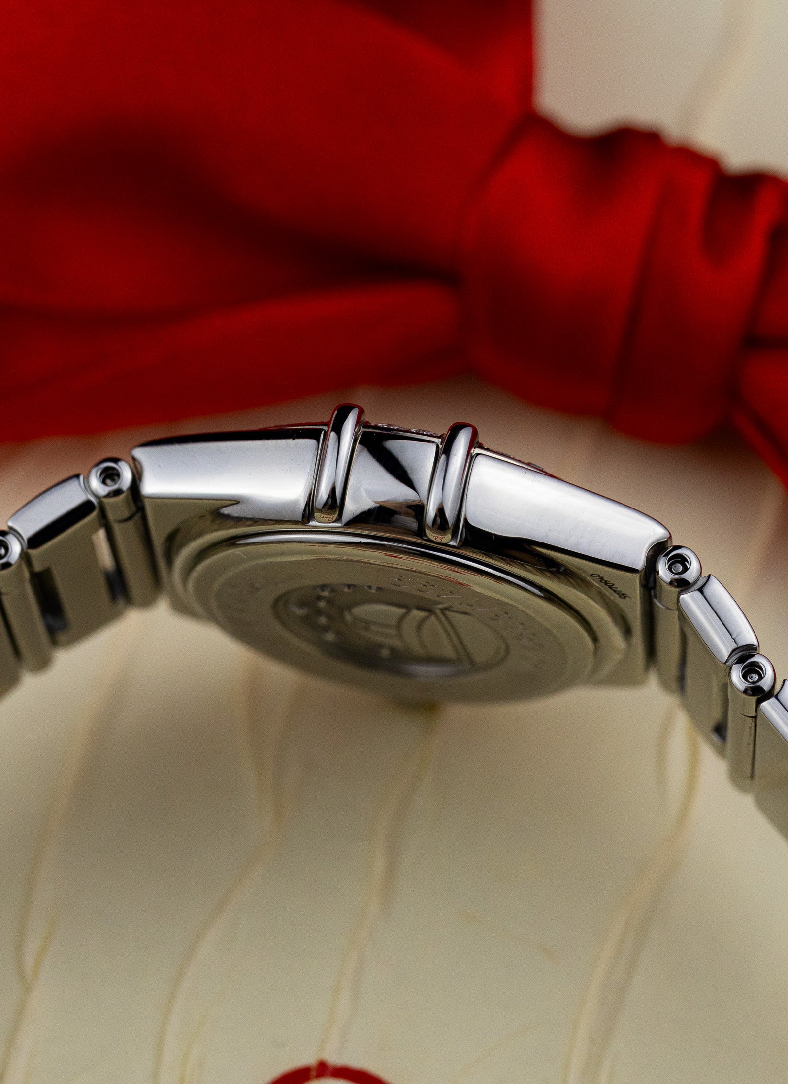 1998 Lady Omega Constellation My Choice Tahitian MOP Diamonds 1457.78.00 Box