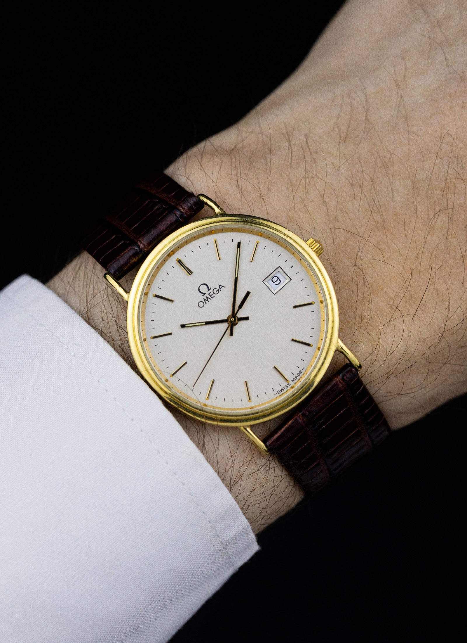 1990s 18K Omega Date Quartz Ref. 196.750